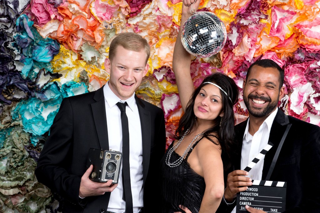 Manvi-mochatini-hgtv-NYE-Photobooth12